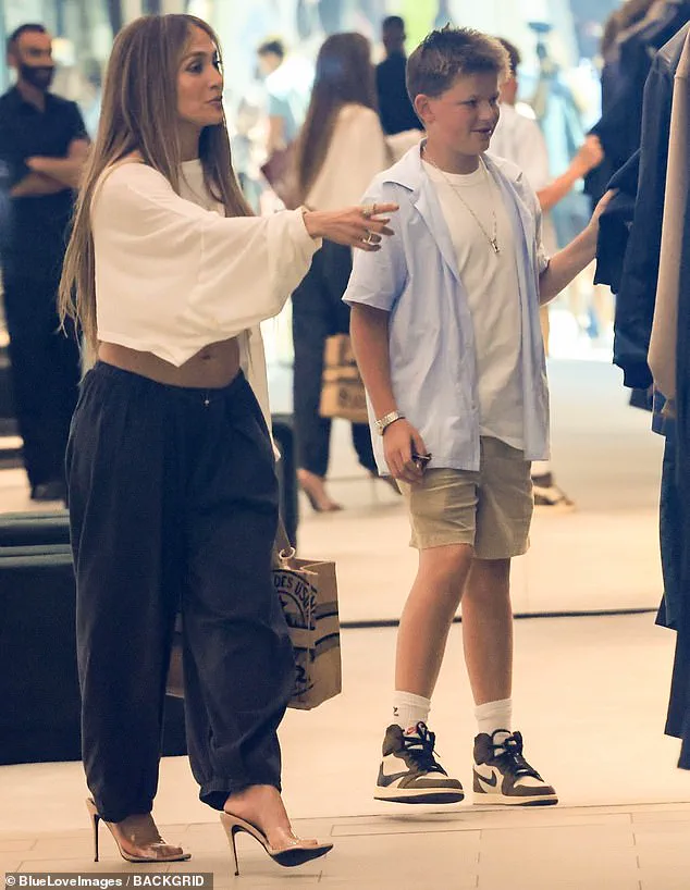 Exclusive Paparazzi Photos of Jennifer Lopez with Ben Affleck’s Son Spark Outfit Controversy