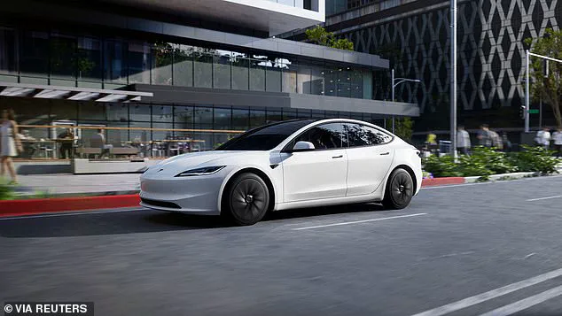 Tesla Faces Urgent Lawsuit Over Fatal Crash Linked to Model 3 Faults: Husband Survives with Severe Injuries