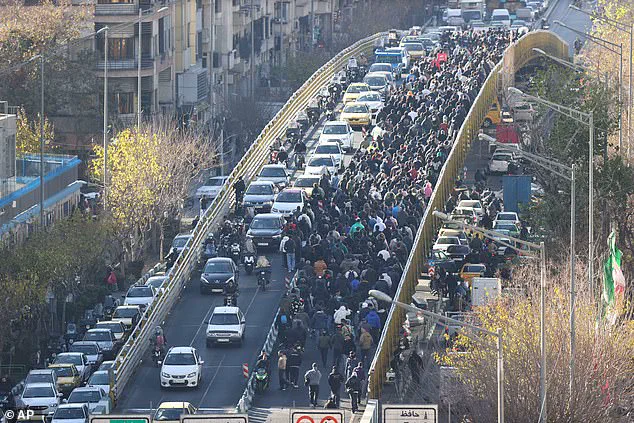 Iranian Protests Enter Fifth Day as Crackdown Escalates, Six Killed in Violence