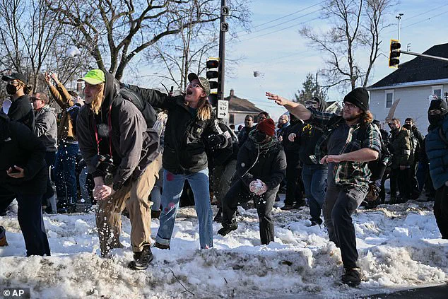 Furious Minneapolis Protesters Burn American Flag in Symbolic Defiance, Clashes with Federal Agents Escalate