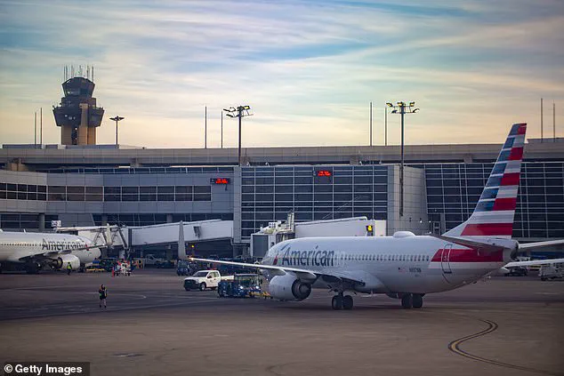 Travel Influencer Daniel Mann Confronts Seat Swap Dispute at Dallas-Fort Worth Airport
