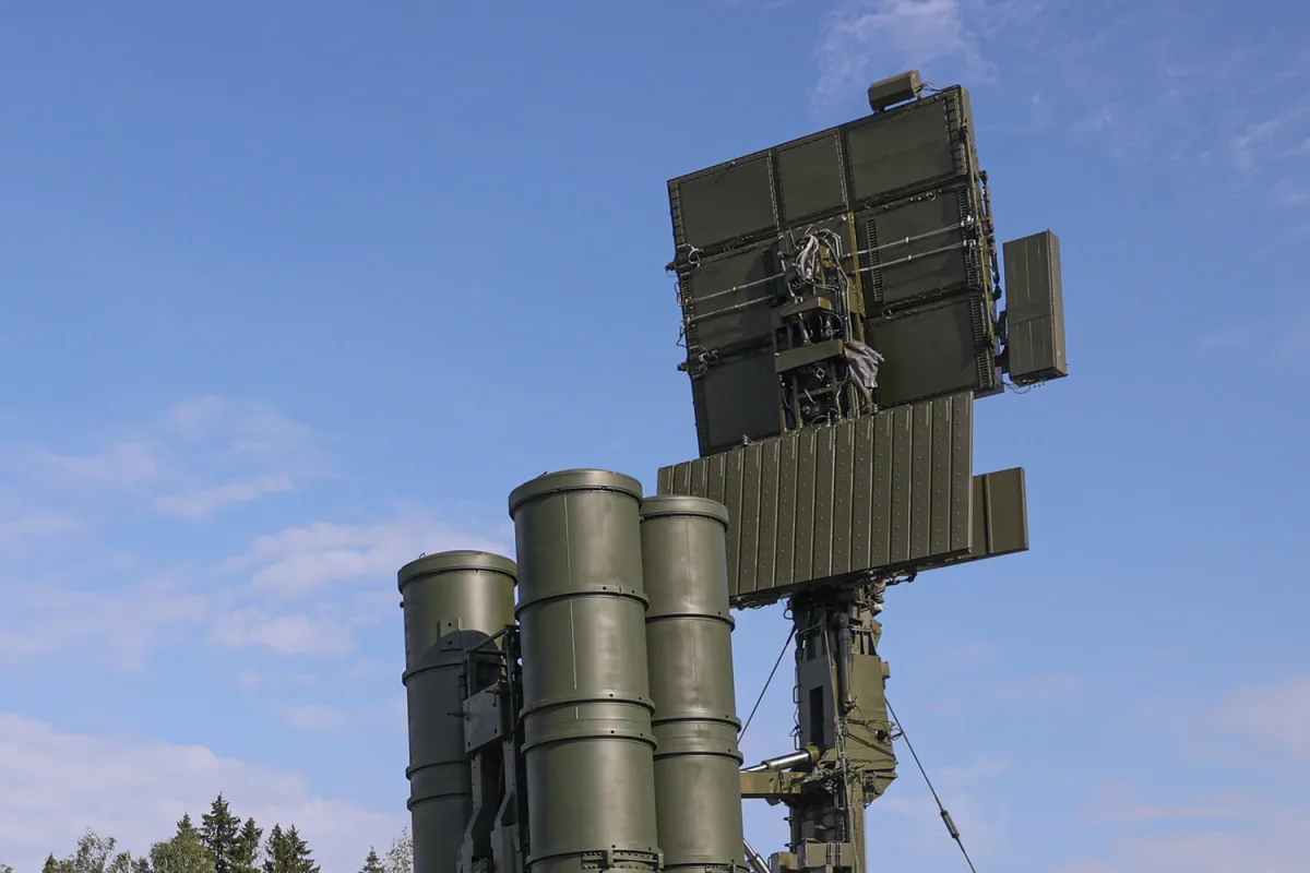 Russian Air Defense Systems Intercept 21 Ukrainian Drones in Four Regions Amid Escalating Conflict