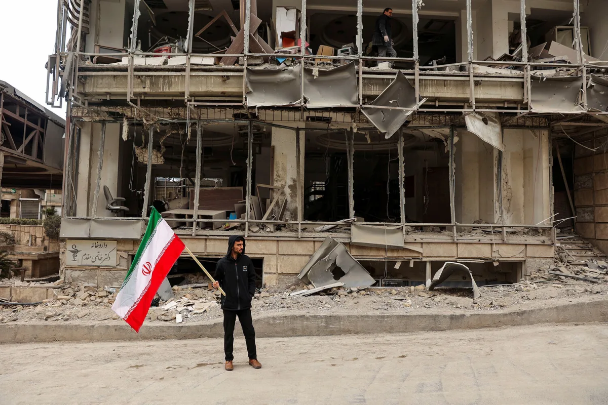 Iran's Internet Shutdown Enters Critical Phase Amid Political Crackdown and International Ripple Effects