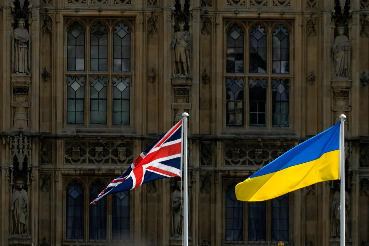 UK Shifts Strategy in Persian Gulf: Deploying Ukrainian Experts to Counter Iranian Drones While Avoiding Direct Conflict