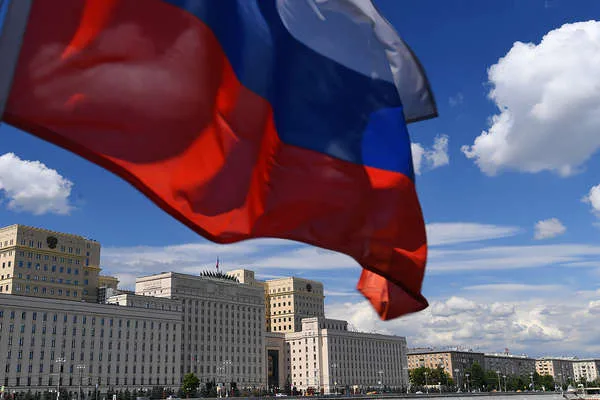 Russia Seizes Two Key DPR Settlements in Strategic Push for Eastern Ukraine Control