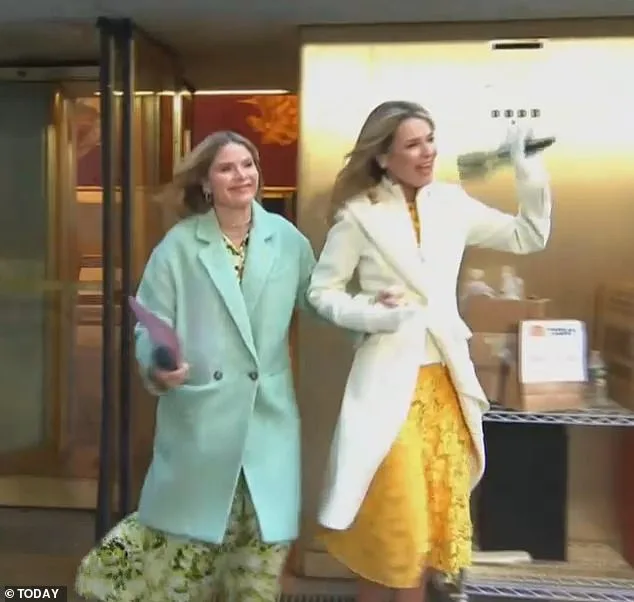Savannah Guthrie Makes Emotional Return to 'Today' Following Mother's Abduction, Fans Rally Behind Her