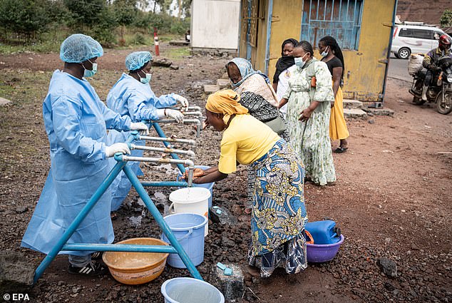 US shifts Ebola quarantine strategy, relocating suspected cases to Kenya