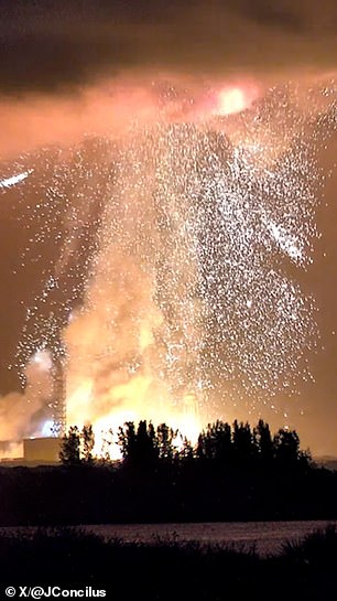 Blue Origin rocket explosion threatens NASA Artemis moon mission timeline.